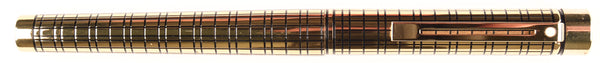 Sheaffer Targa in Medici Crosshatch pattern - Medium 14k gold nib