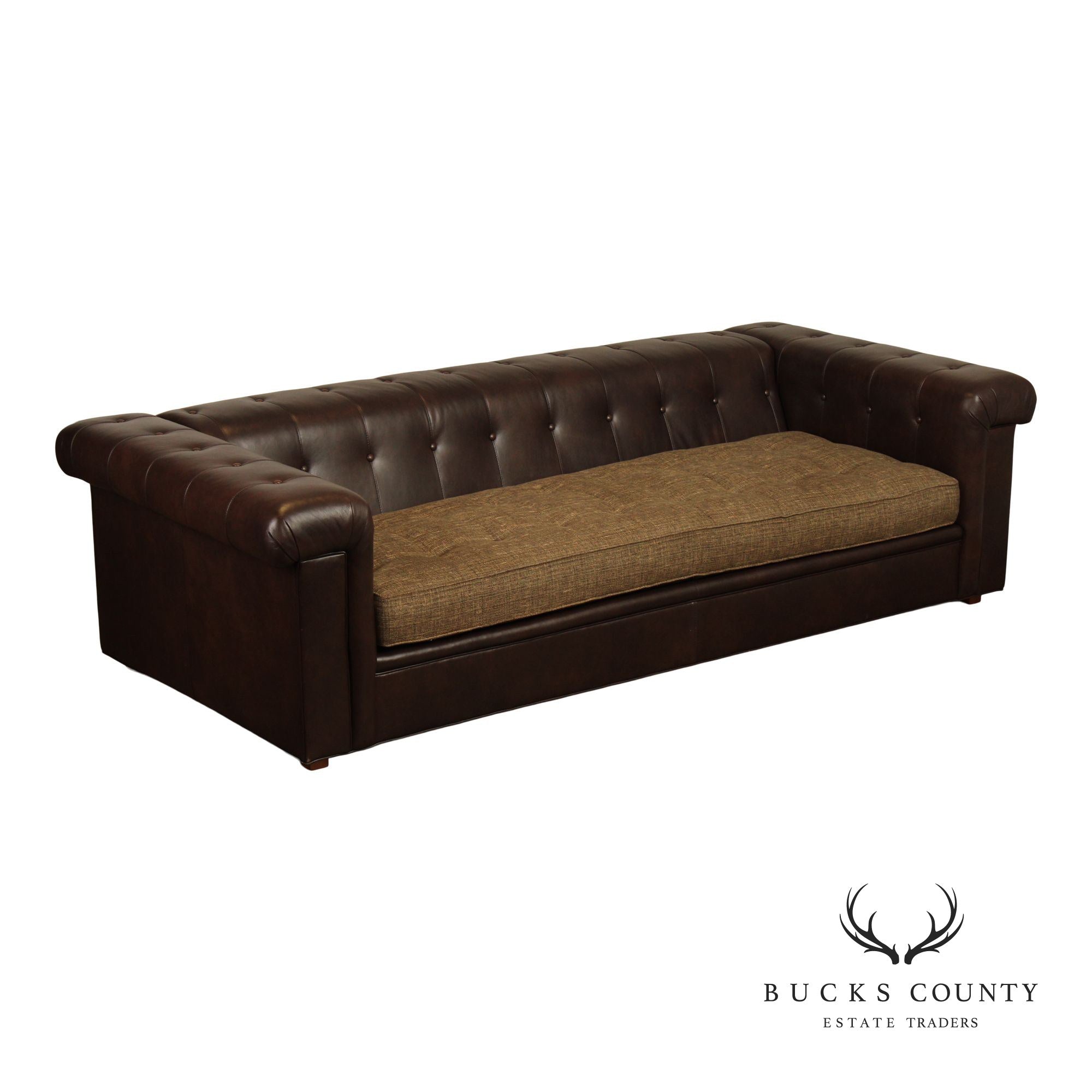 Stickley 'Chicago' Leather Sofa with Chesterfield Style