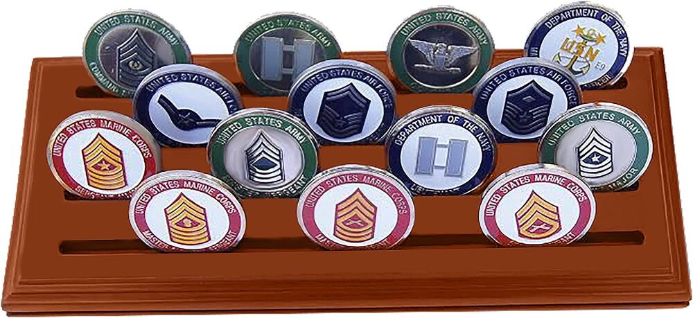 4 rows challenge coin holder