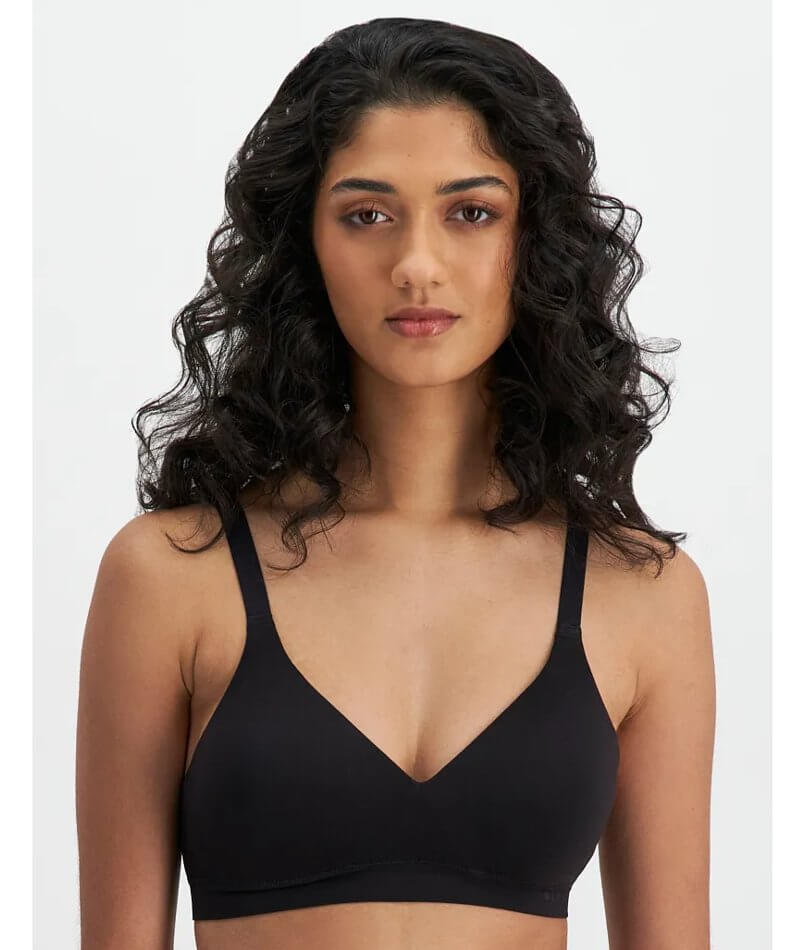38A Bra Size in Black Contour, Front Closure and Seamless Bras