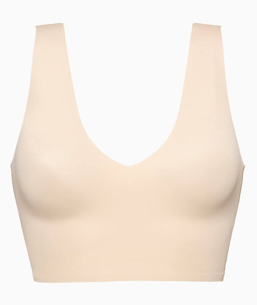 Calvin Klein Invisible Lightly Lined V-Neck Bralette With Removable Pads  QF4708