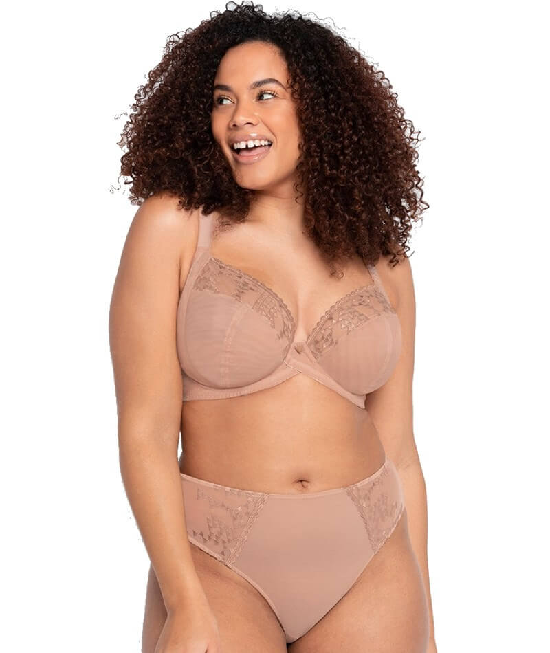 Curvy Kate - NEW! Putting the pretty into everyday lingerie! Lifestyle Lace  offers an ultra-sheer latte plunge bra offset by delicate black lace  side-cup detail, contrast straps and binding. One of the