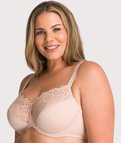 Triumph Kiss of Cotton Wire-free Bra - Fresh Powder - Curvy Bras