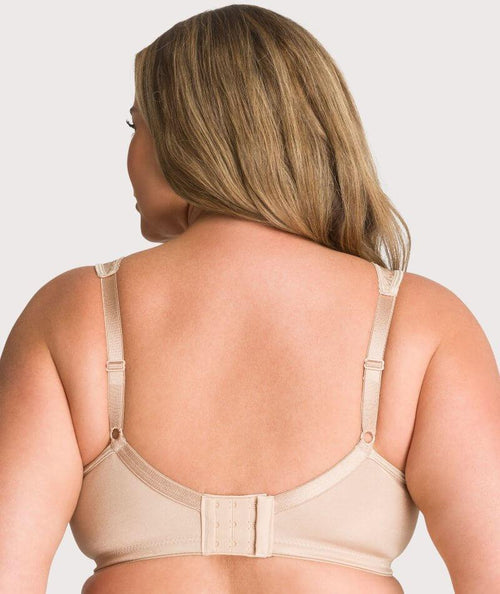 Generous Invisible nude wireless bra