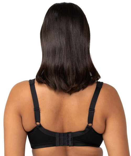 Triumph Endless Comfort Wirefree Bra Black 12F : : Clothing,  Shoes & Accessories