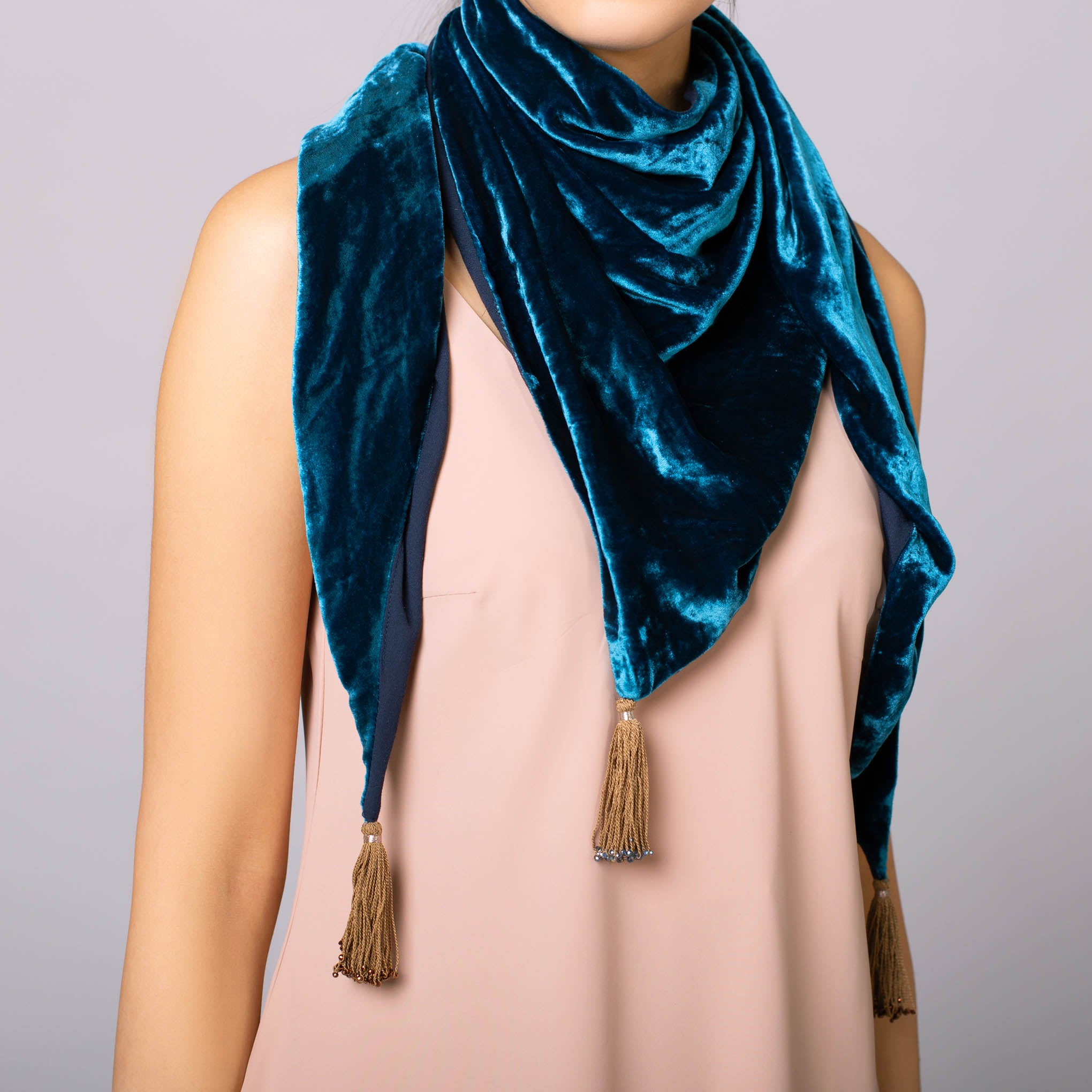 South Tribes Silk Velvet Scarf – IZZZO 