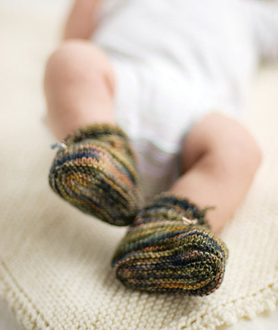 acorn baby booties