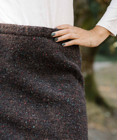 Simple Straight Skirt Using Tahki Donegal Tweed – Churchmouse