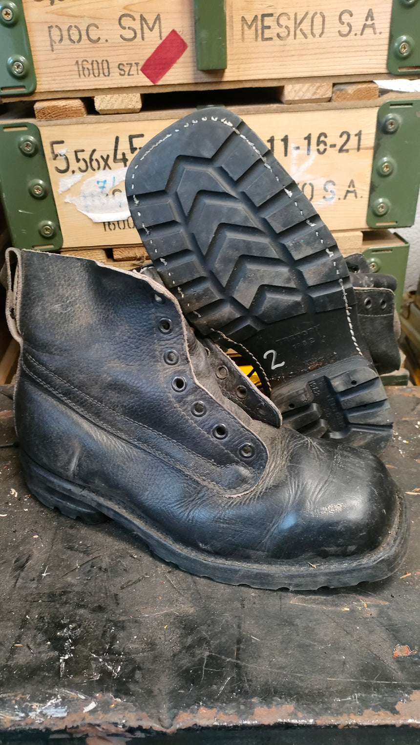 Swedish Army M59 Leather Boots – MilitaryMart
