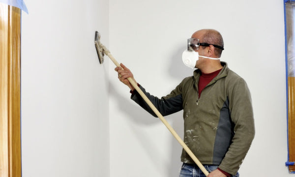 Drywall Pole Sanding