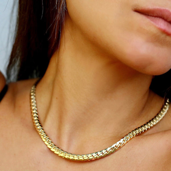 Tight Lines Necklace