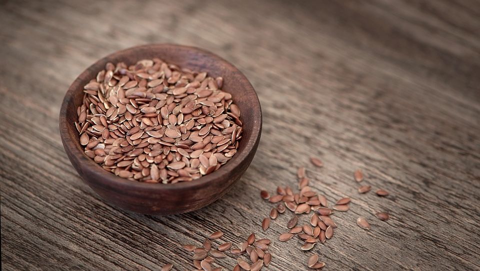 Flaxseed Oil Diet Benefits for Skin Care Hair Care and More  VOGUE   Vogue India