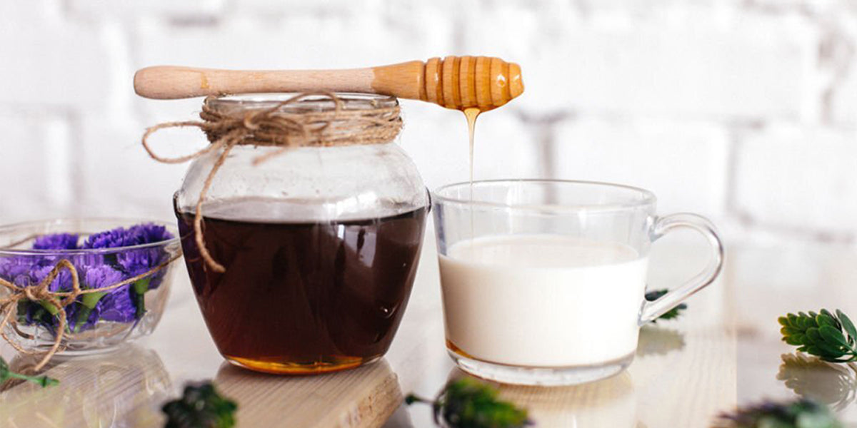 Honey & milk hair spa recipe for dry, frizzy hai