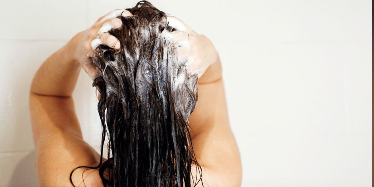 Shampooing and Conditioning - best wavy hair products