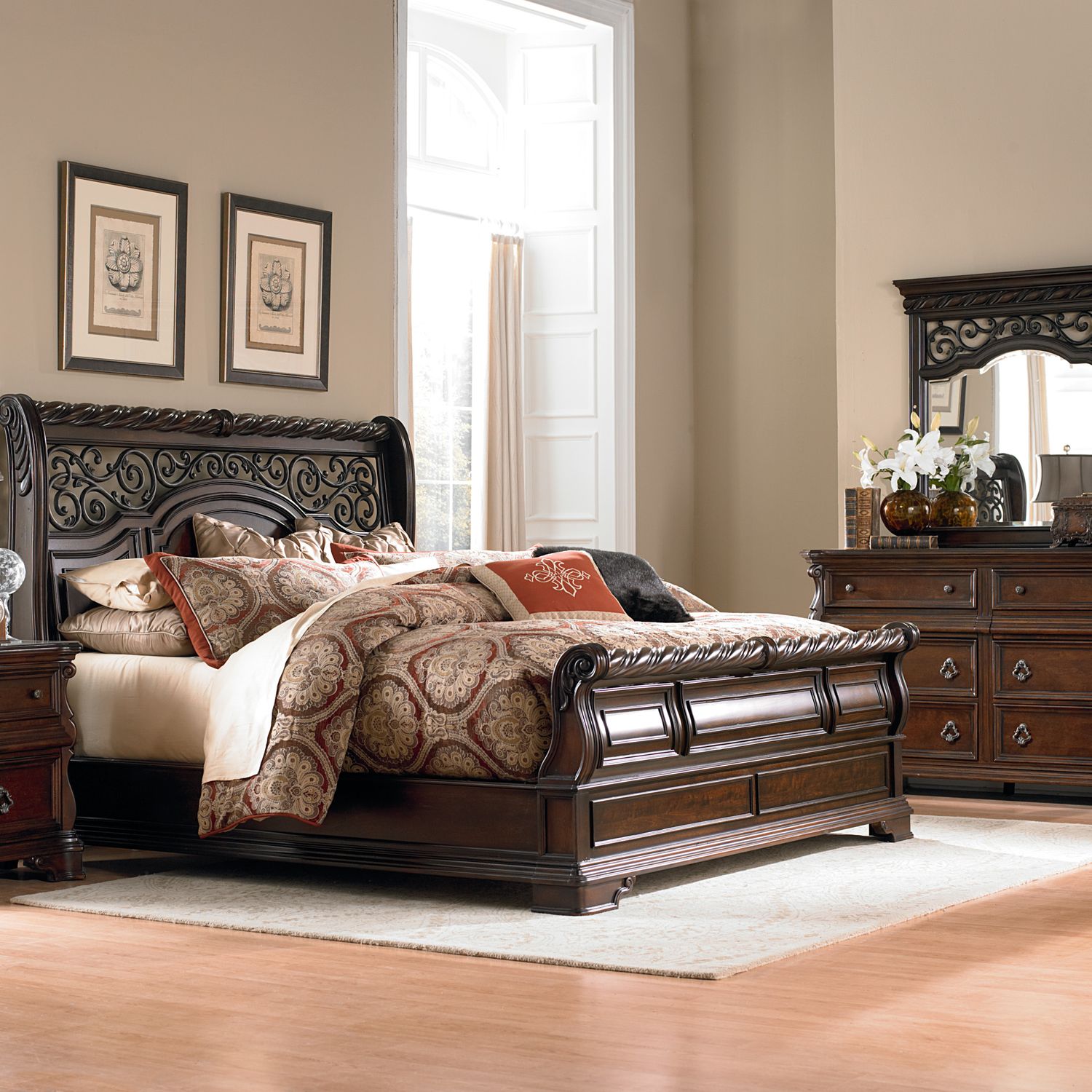 Liberty Furniture Magnolia Manor 5 Pc. King Bedroom Set