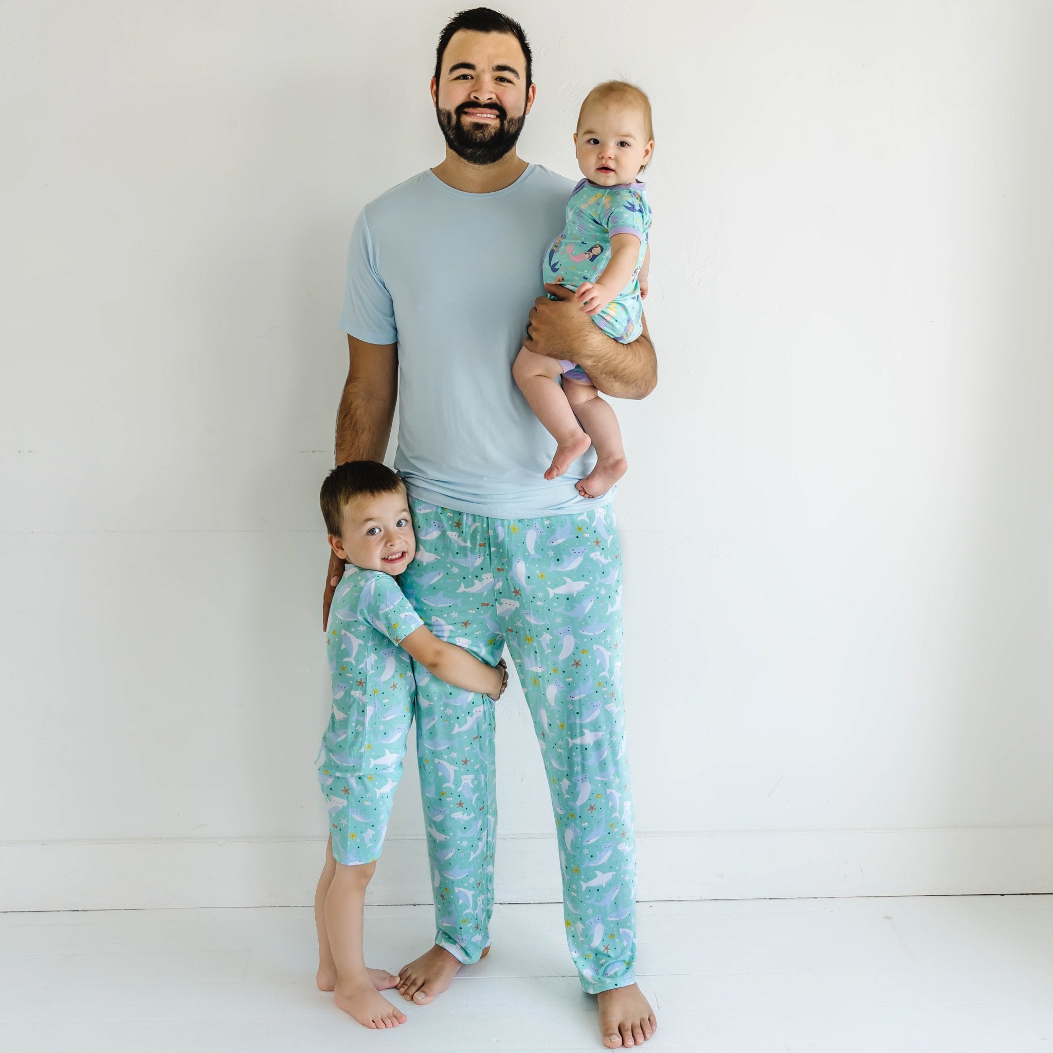 Shark Soiree Two-Piece Short Sleeve & Shorts Bamboo Viscose Pajama Set ...