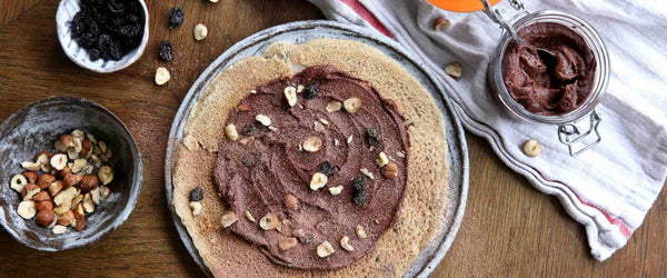 Buckwheat and elderberry pancake with hazelnut chocolate spread recipe)