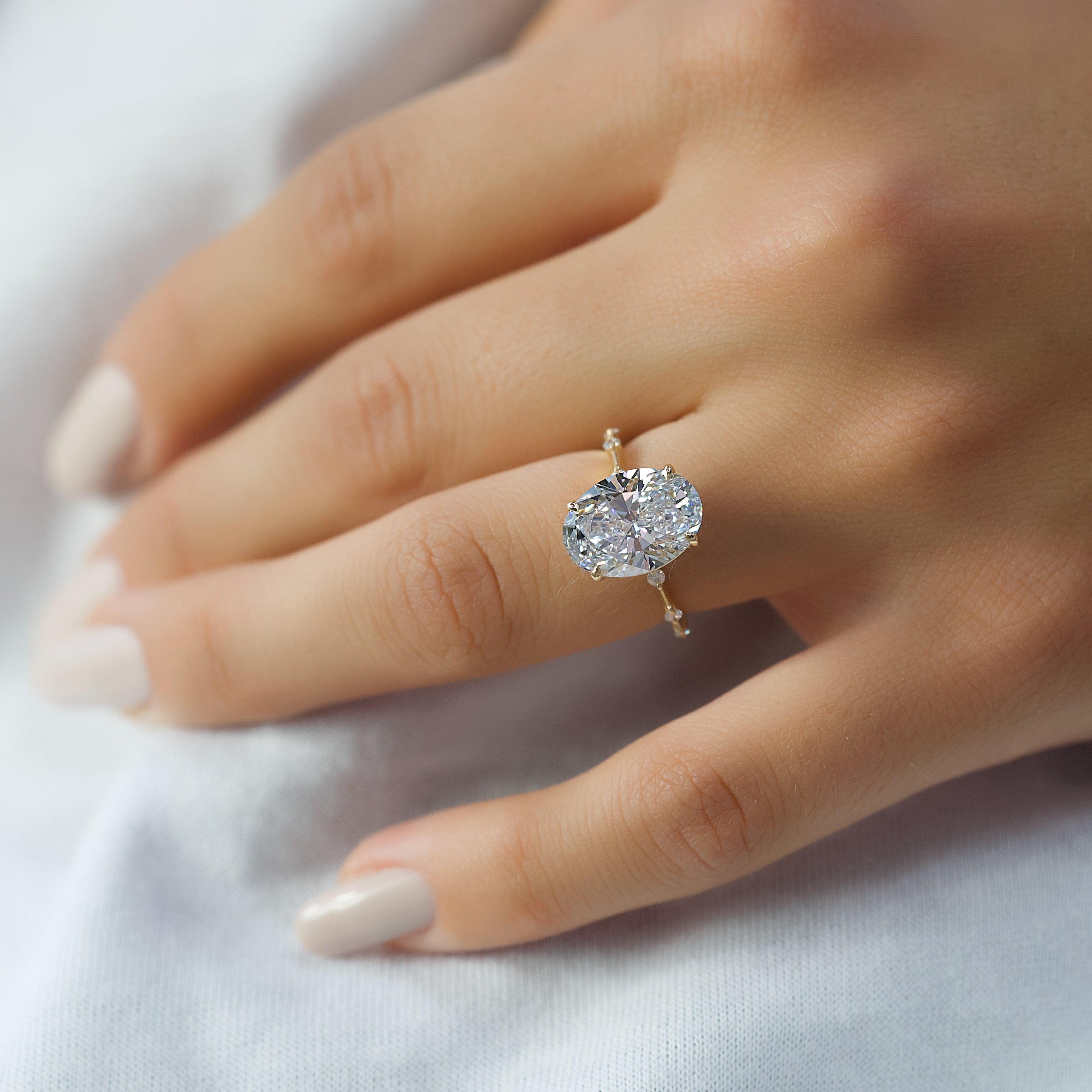 Buy 14K Gold Radiant Cut Engagement Ring, 4 Carat Wedding Ring, IGI  Certified, 4CT F VS1 Radiant Cut, Lab Grown Diamond Ring, CVD Diamond  Online in India - Etsy