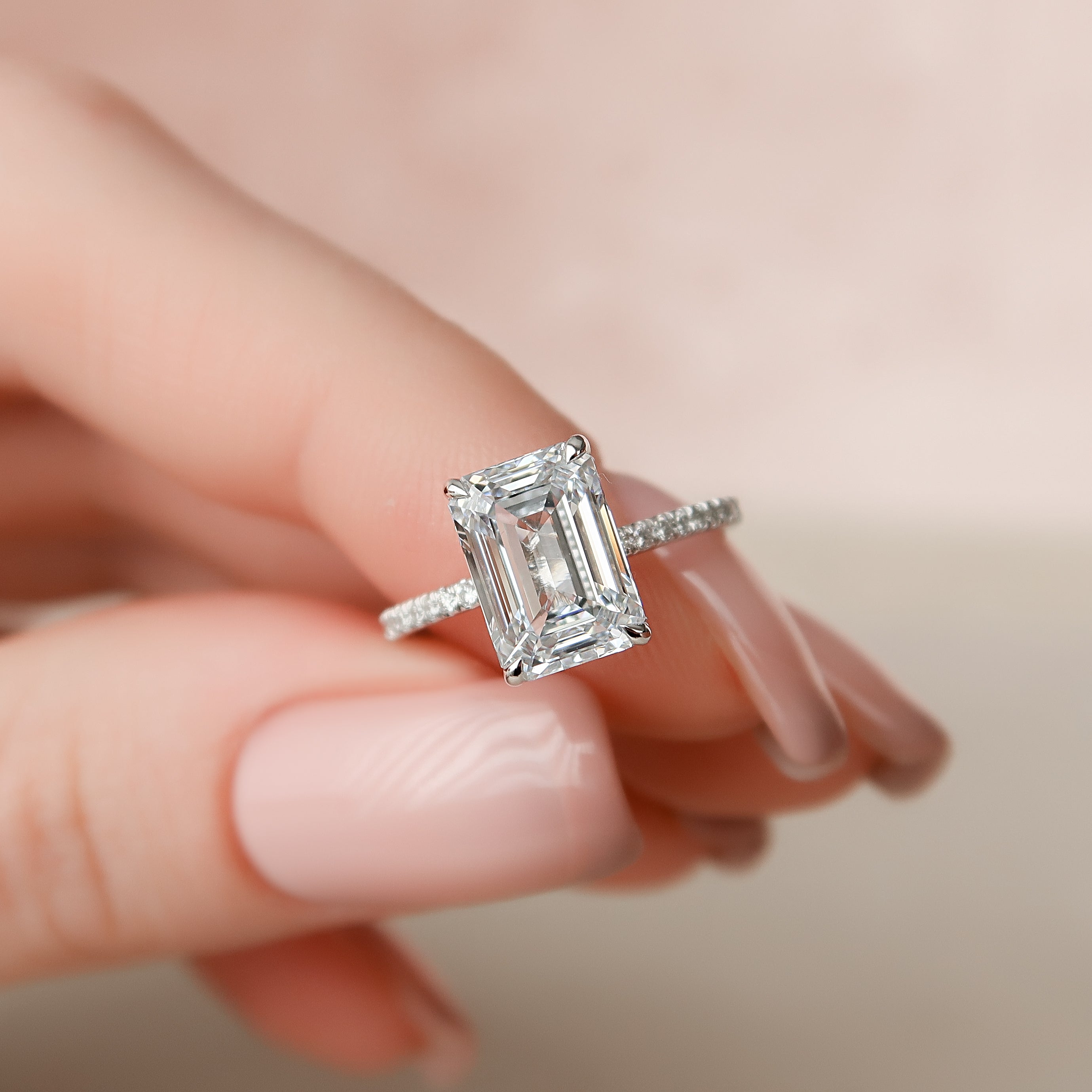 How To Snag That 3ct Diamond Ring That’s Living Rent Free