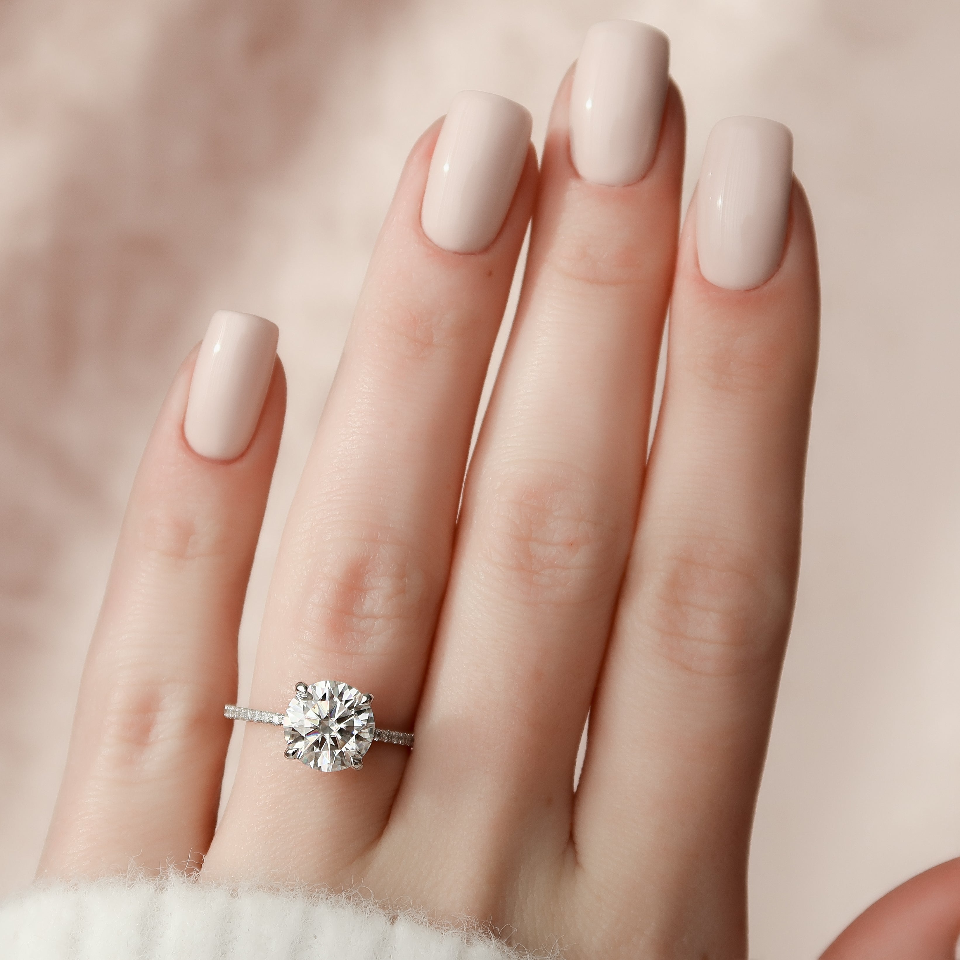 The Best Fake Diamond Engagment Rings That Look Real