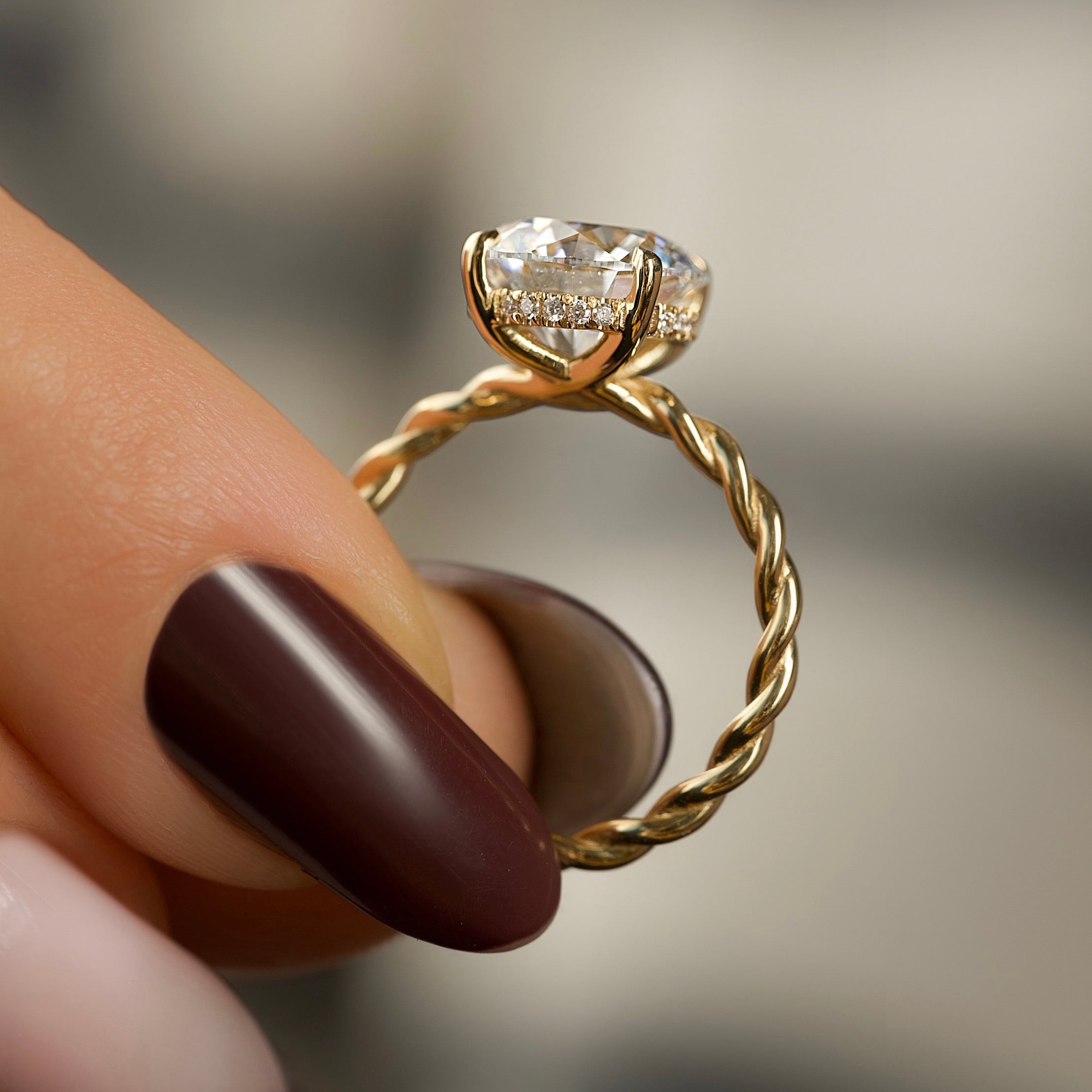 Megan Oval Twist Engagement Ring Setting – KAVALRI