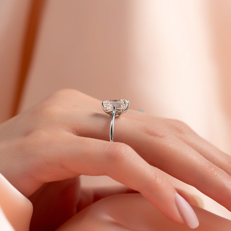 The Lexie - Engagement Ring Made in White Gold