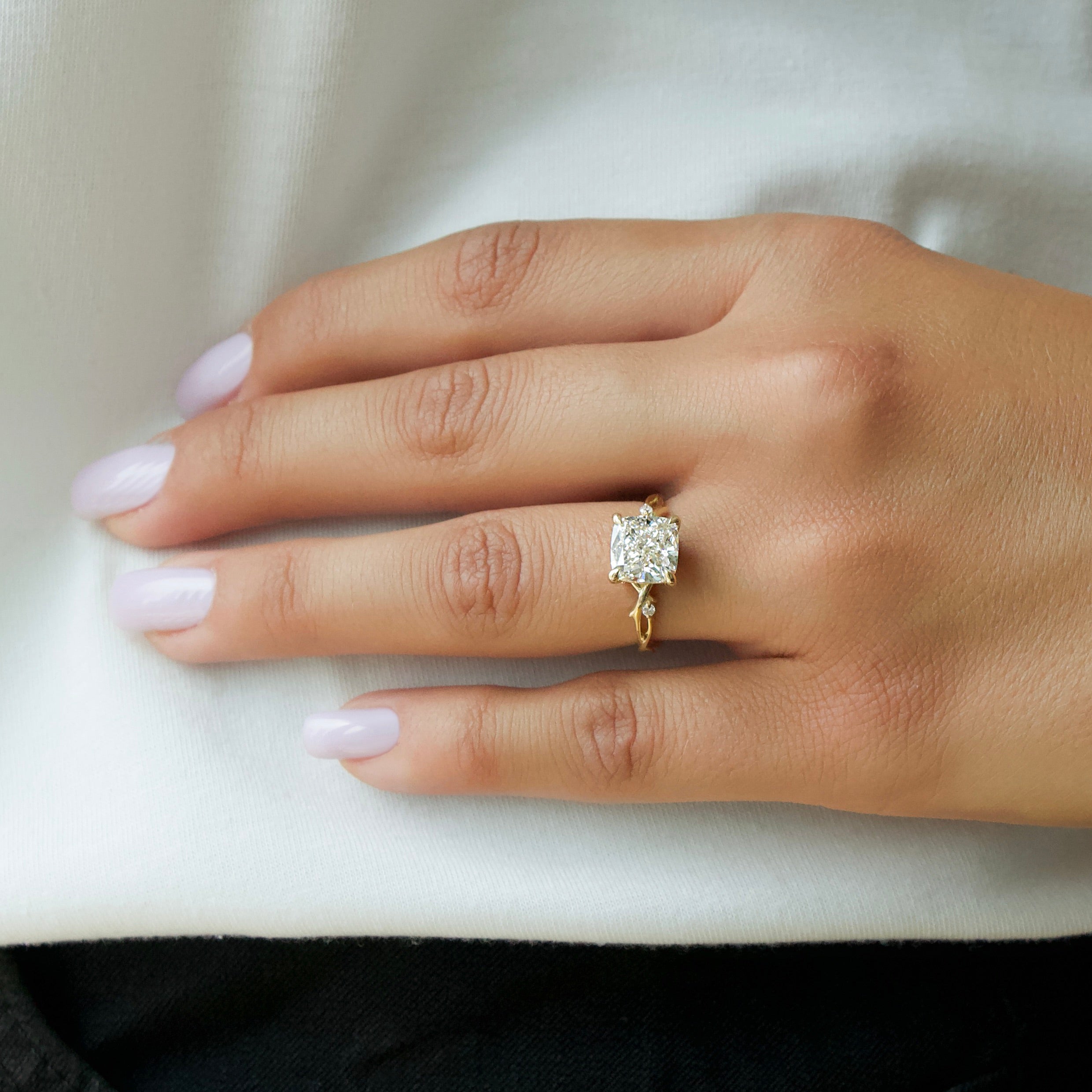 1.21 CT Cushion Shaped Diamond Halo Engagement Ring | Lee Michaels Fine  Jewelry