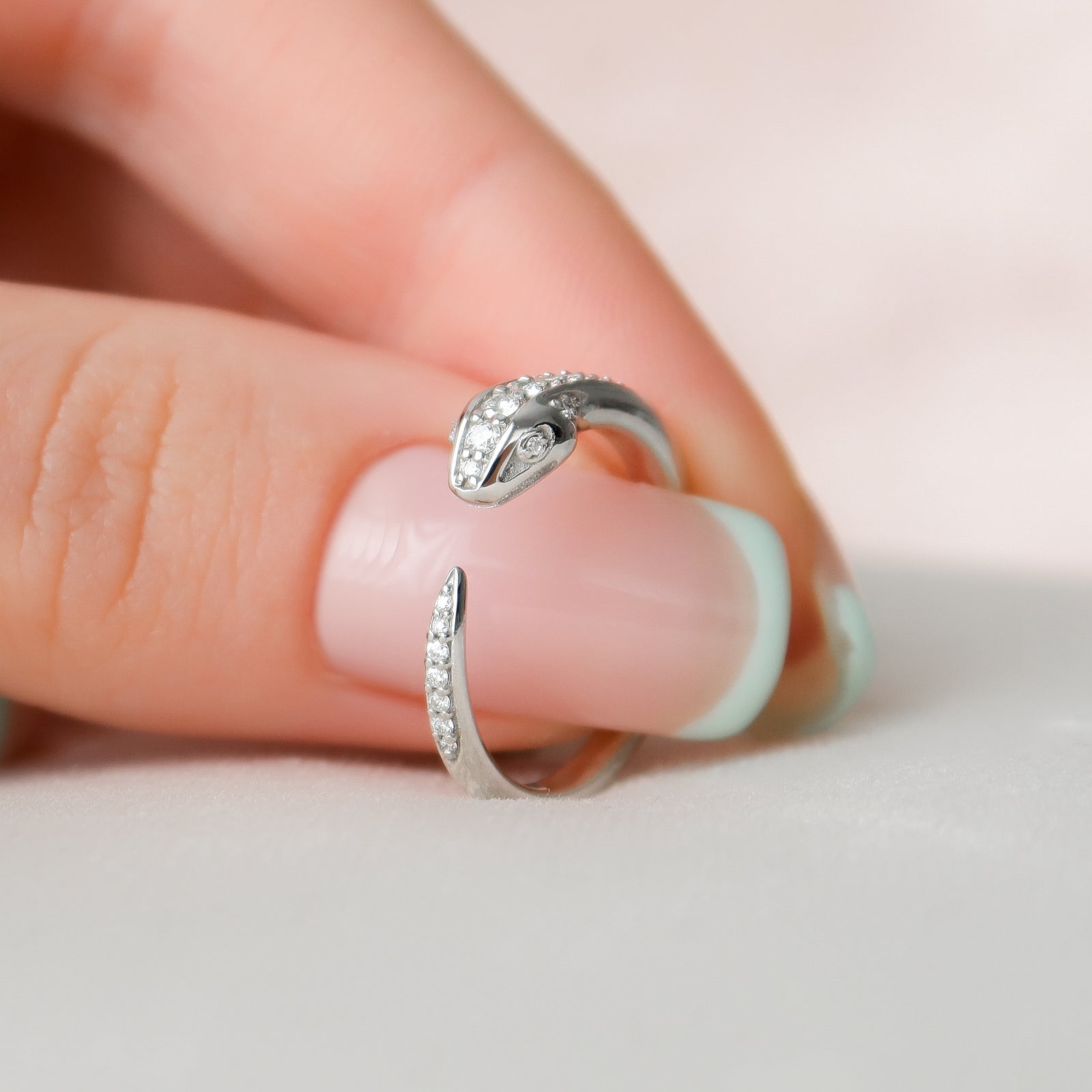 Diamond Snake Ring WG Model