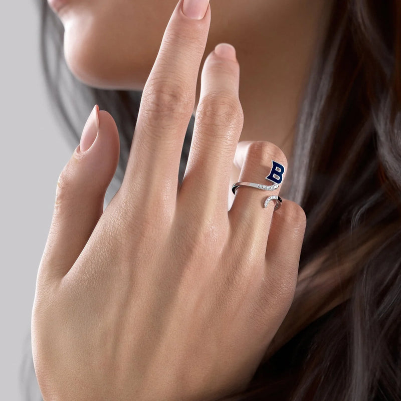 Black W 14K White Gold Initial Letter Dainty Ring