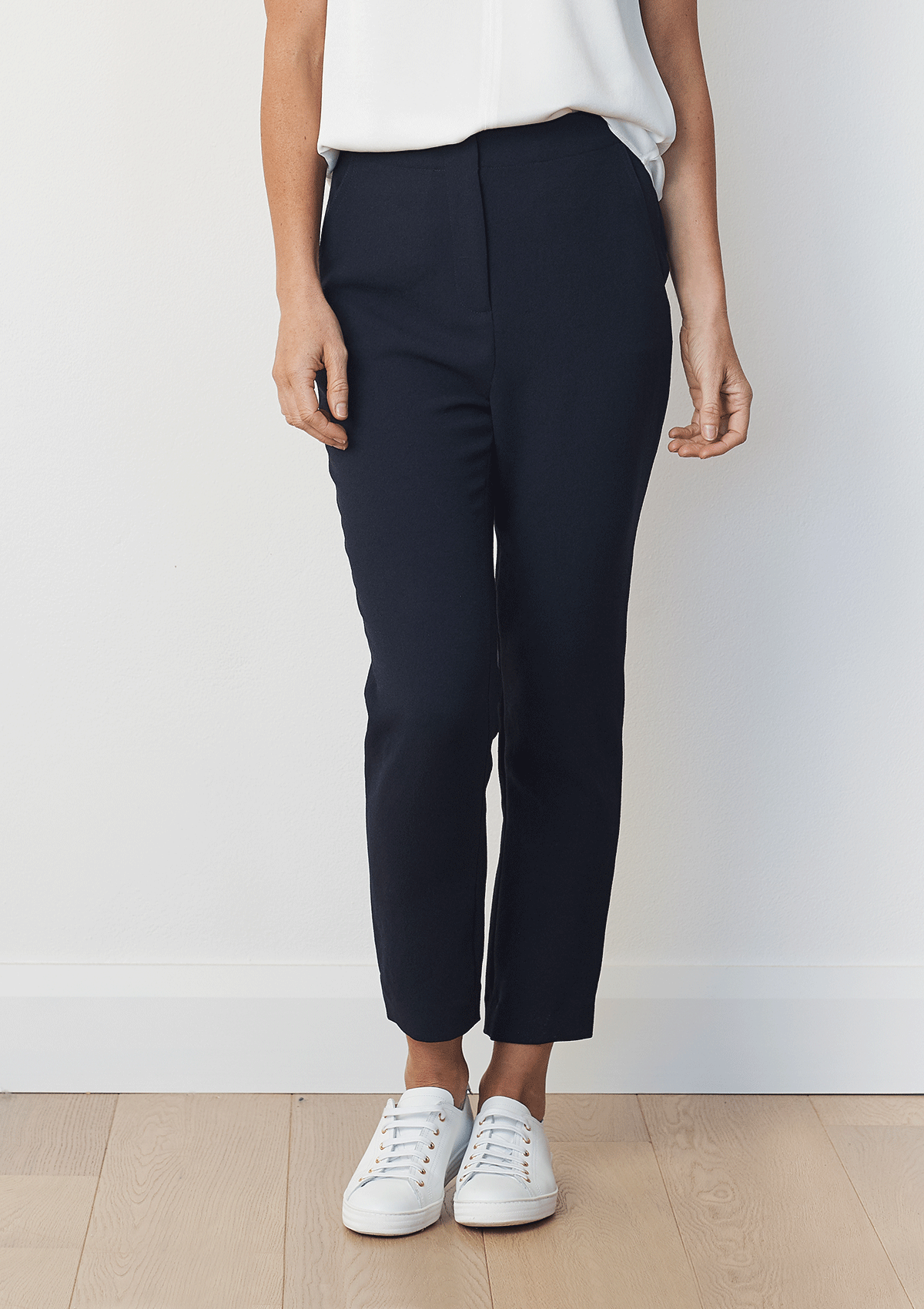 Luxe Deluxe Borderline Drop Crop Pant