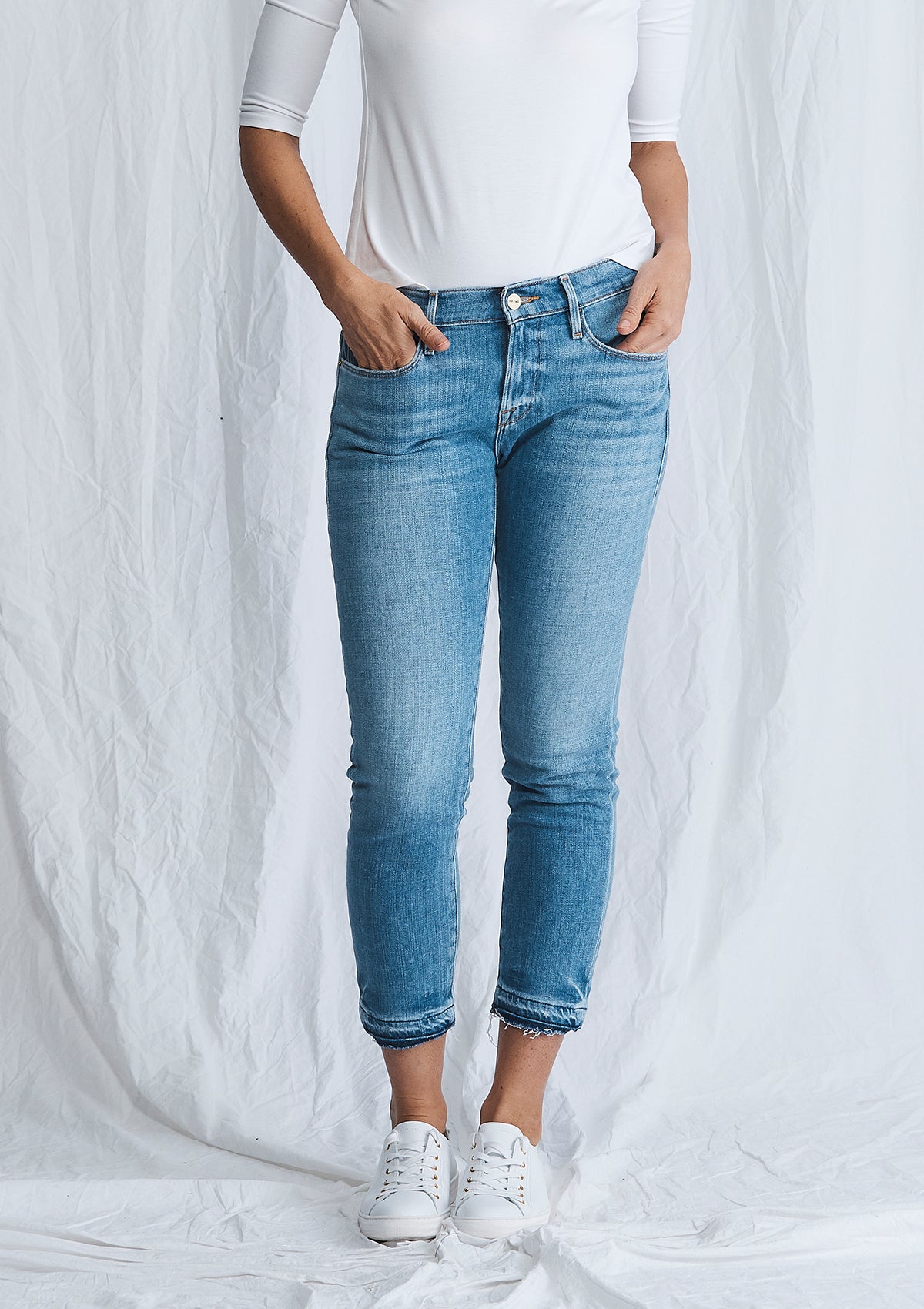 FRAME Le Garçon Crop Jeans