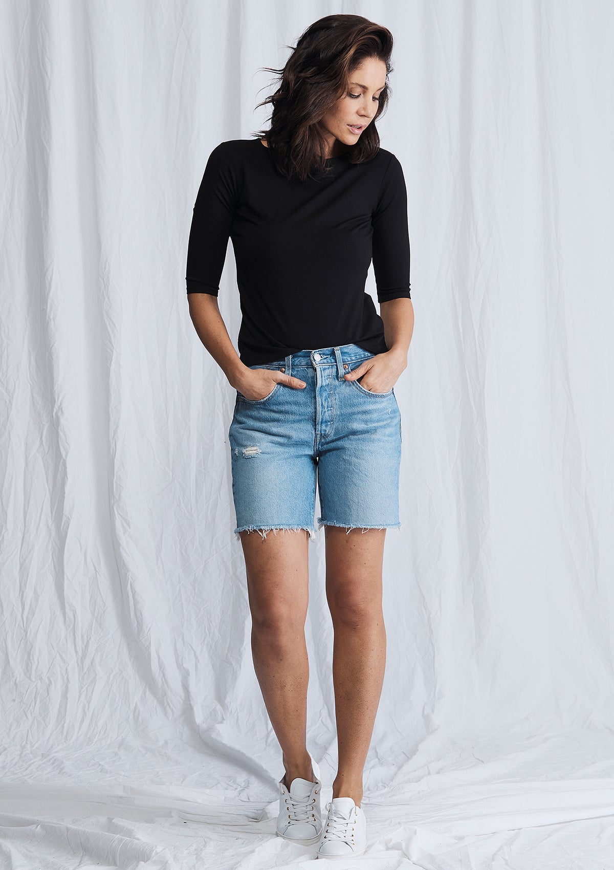 Levis 501 Mid Thigh Shorts