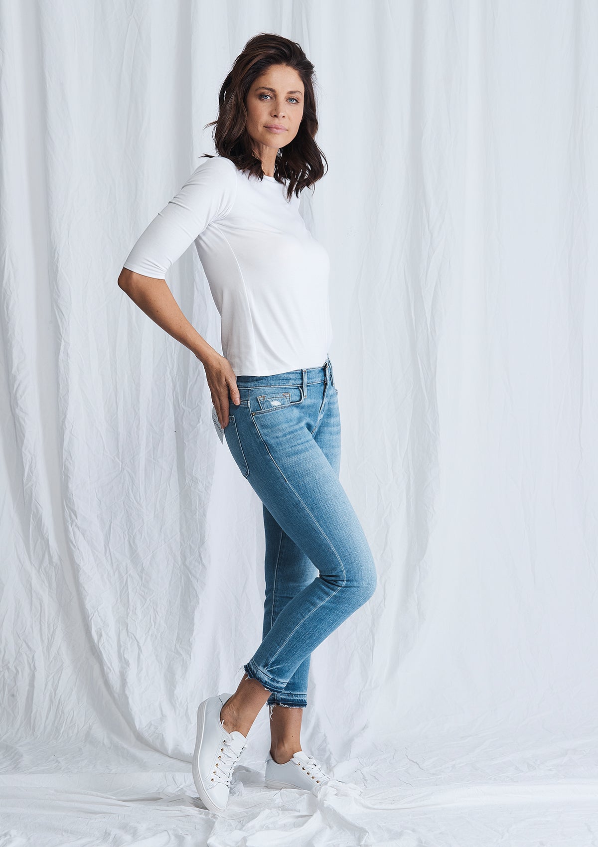 FRAME Le Garçon Crop Jeans