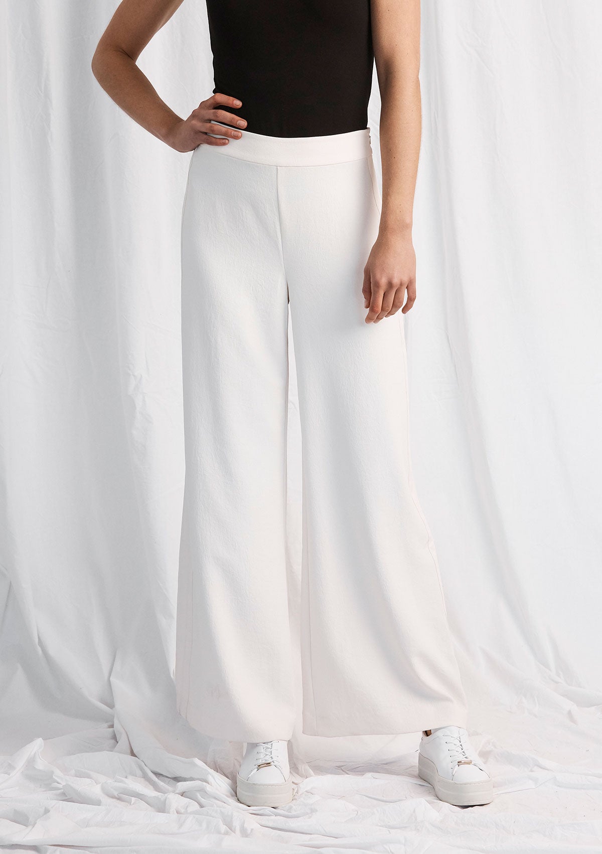 Luxe Deluxe Day-To-Night High Waisted Wide Leg Pant