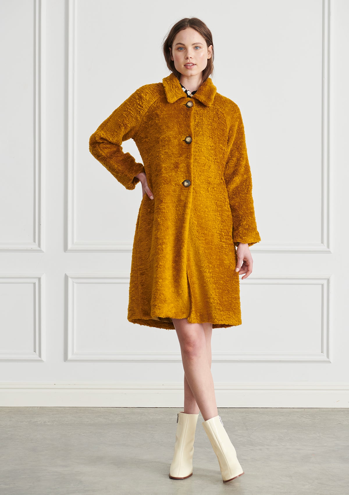 Apartment Clothing Teddy Coat