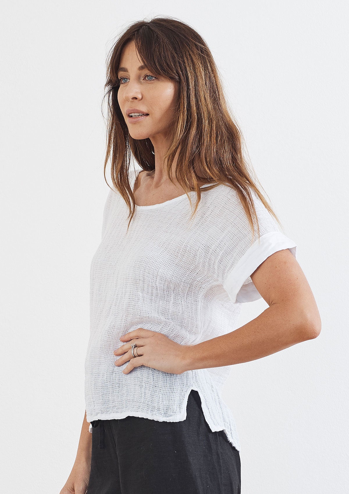 Khlassik Carrie Linen Tee