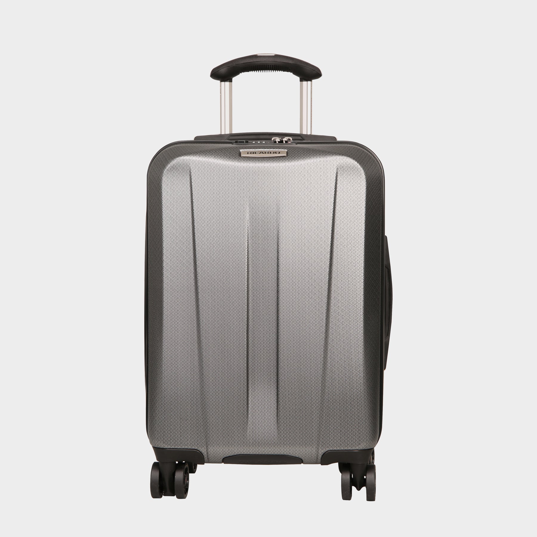 it luggage 19 inch