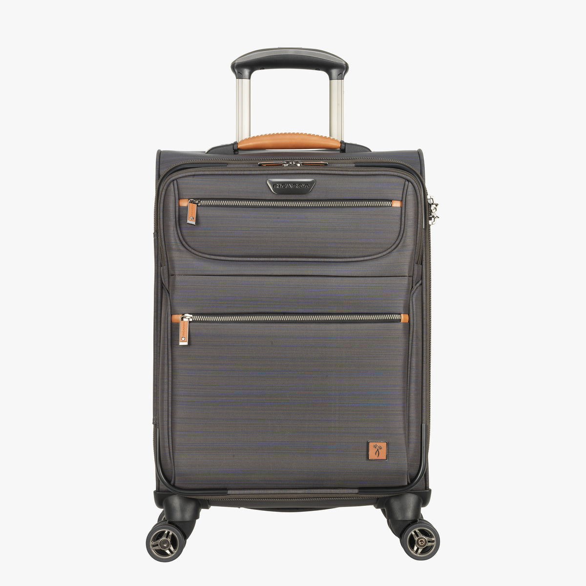 international carry on suitcase