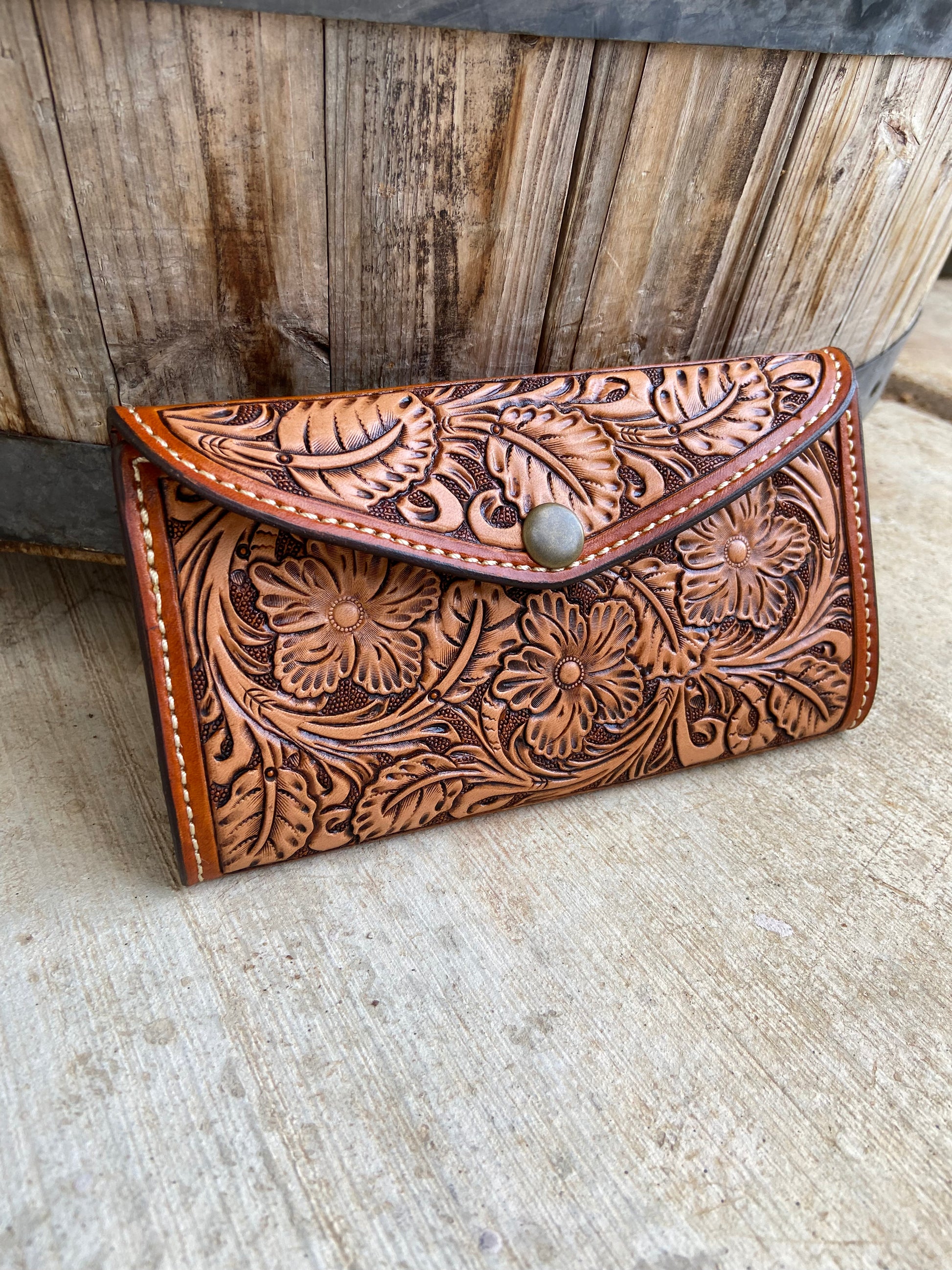 Sheridan Basketstamp Kangaroo Clutch Wallet – Kevin Molenda Custom Leather