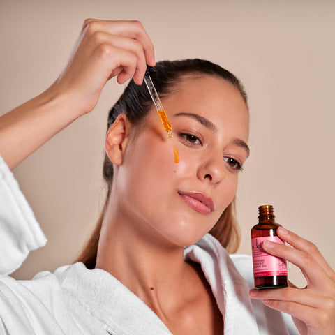 Rosehip oil for face