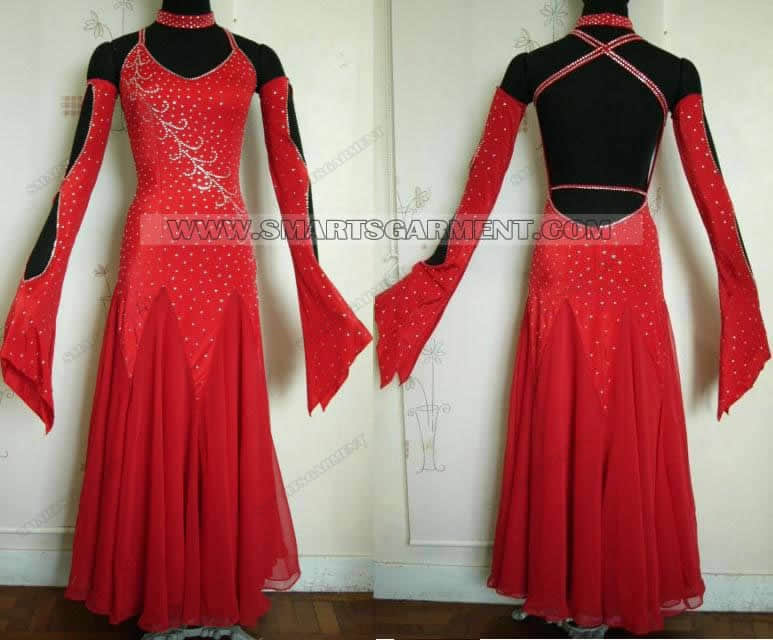 quality ballroom dance clothes,tailor made ballroom dancing apparels,tailor made ballroom competition dance apparels,american smooth gowns