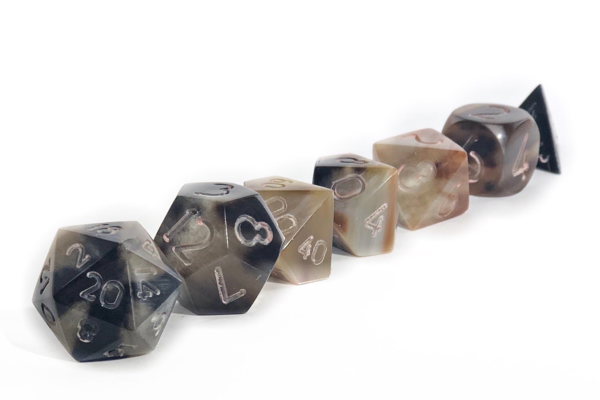 Domesticated Yak Bone – Level Up Dice