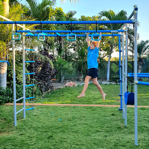 7 Science-Based Benefits of Monkey Bars Playtime - Foter