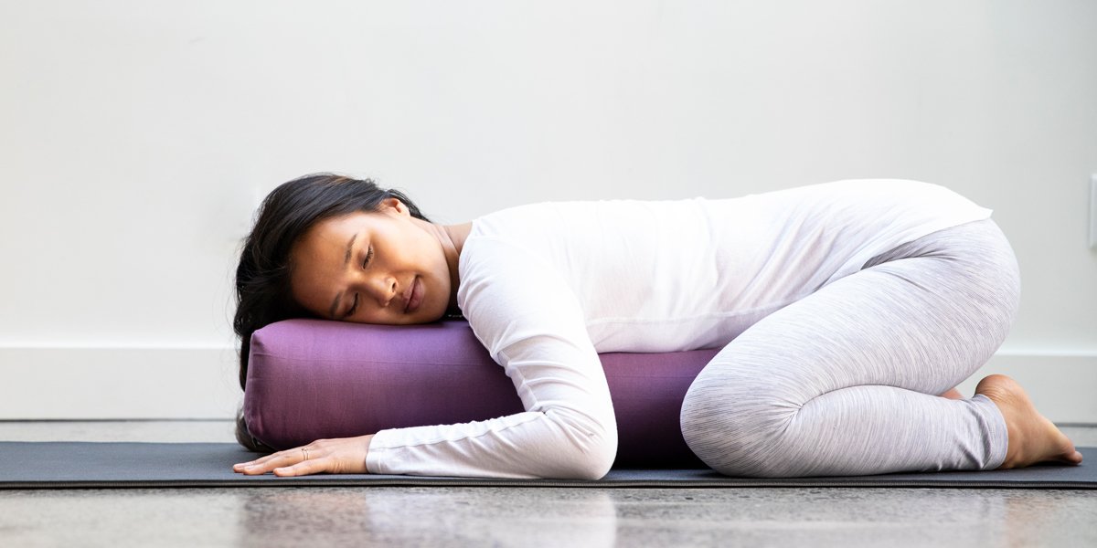 yoga bolster online