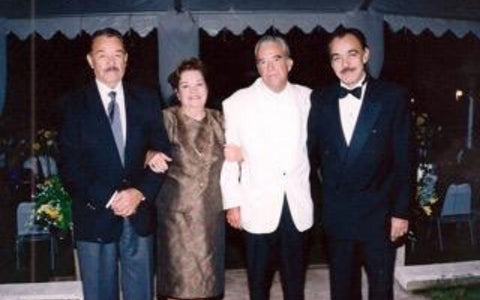 Juan, Luz María, Guillermo y Carlos Romero Huxley