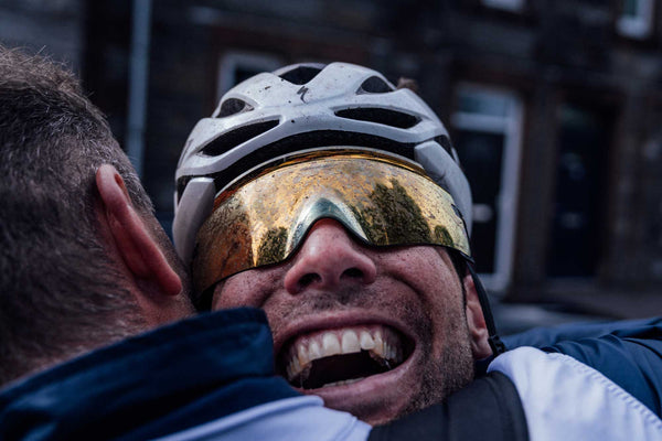 A history of Mark Cavendish in Oakley sunglasses - the Manxman's most –  Rouleur