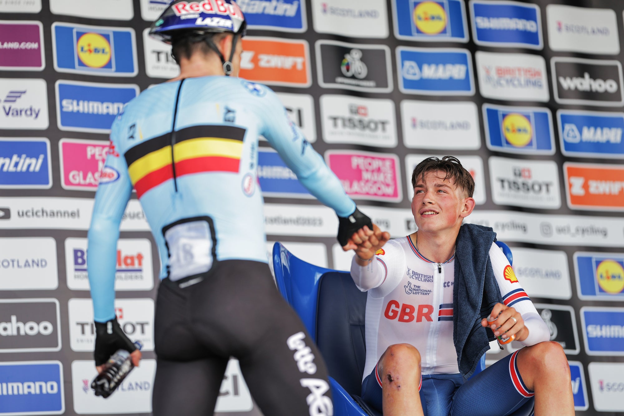 Josh Tarling and Wout van Aert World Championships