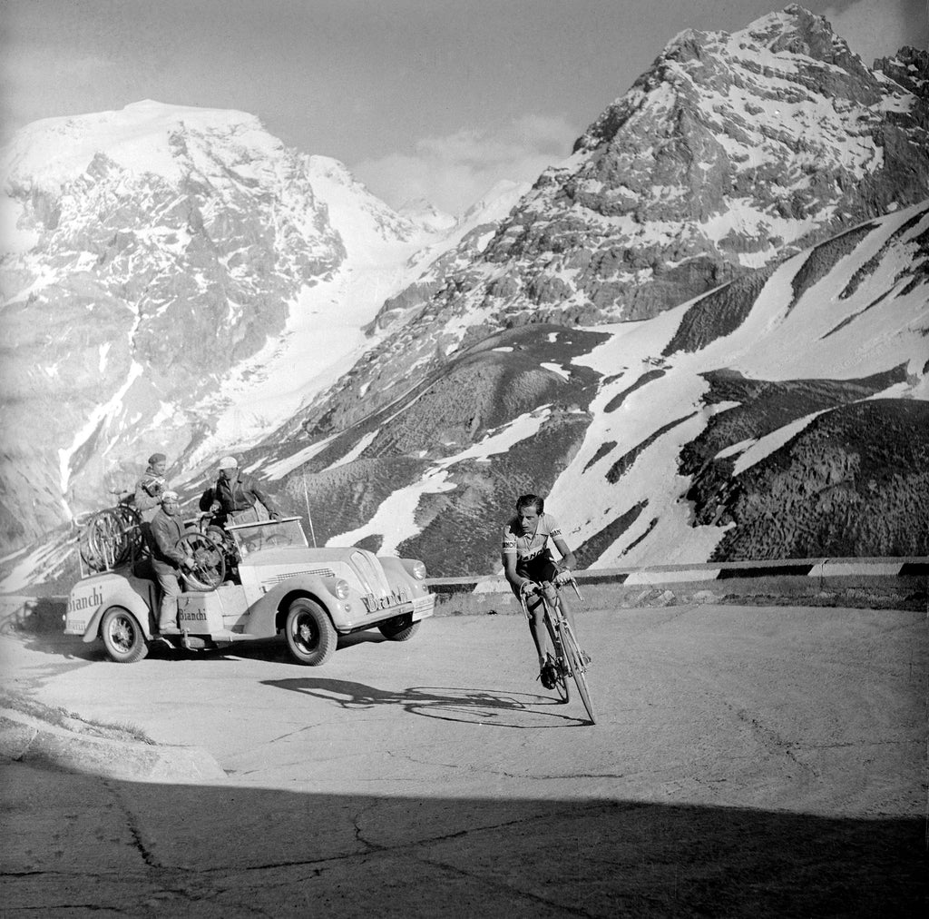 Coppi climbs the Passo Stelvio