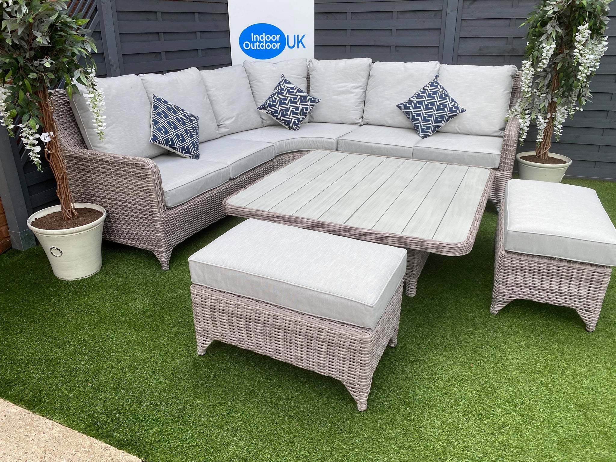 View 10 Best Garden Sofa Sets Pics - Garden Decor Images