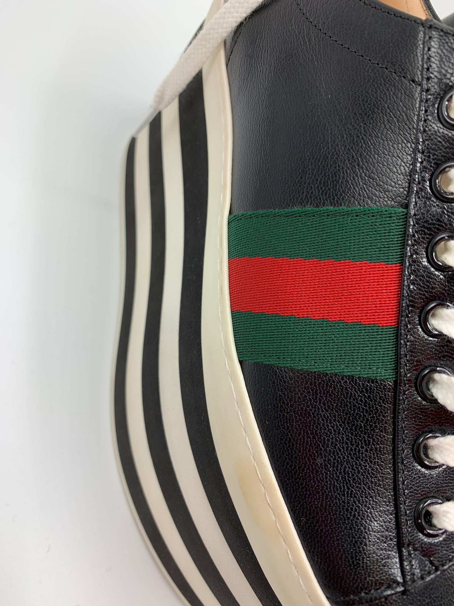 gucci peggy sneakers